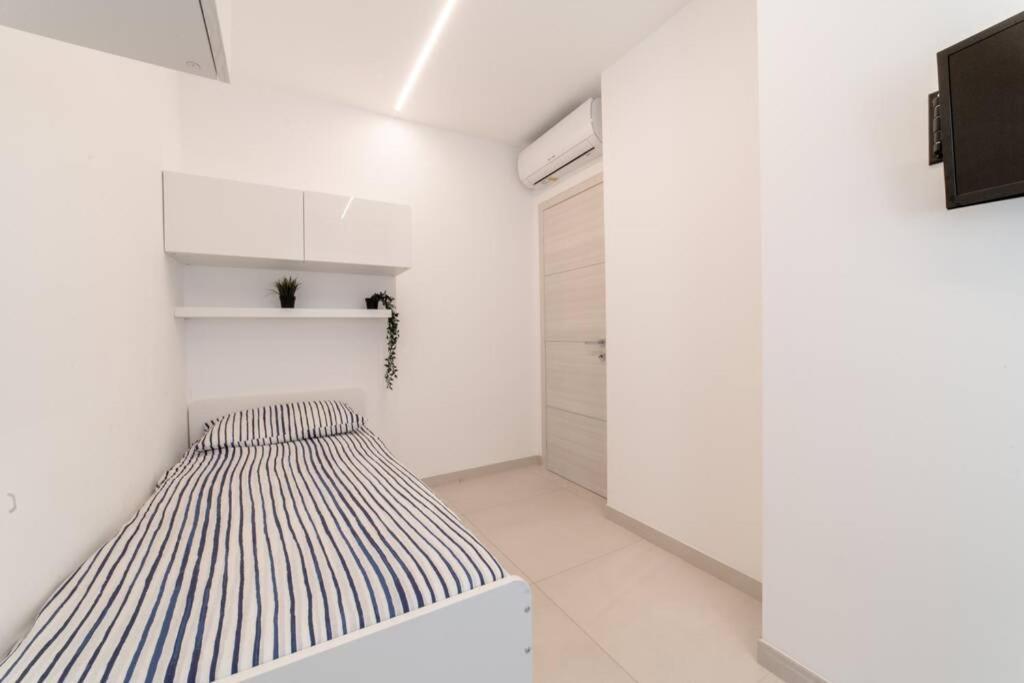 Loved By All - Loft Al Mare Con Free Parking Misano Adriatico Bagian luar foto