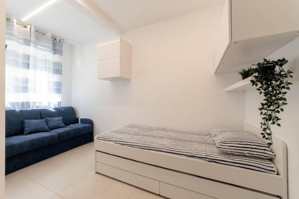 Loved By All - Loft Al Mare Con Free Parking Misano Adriatico Bagian luar foto